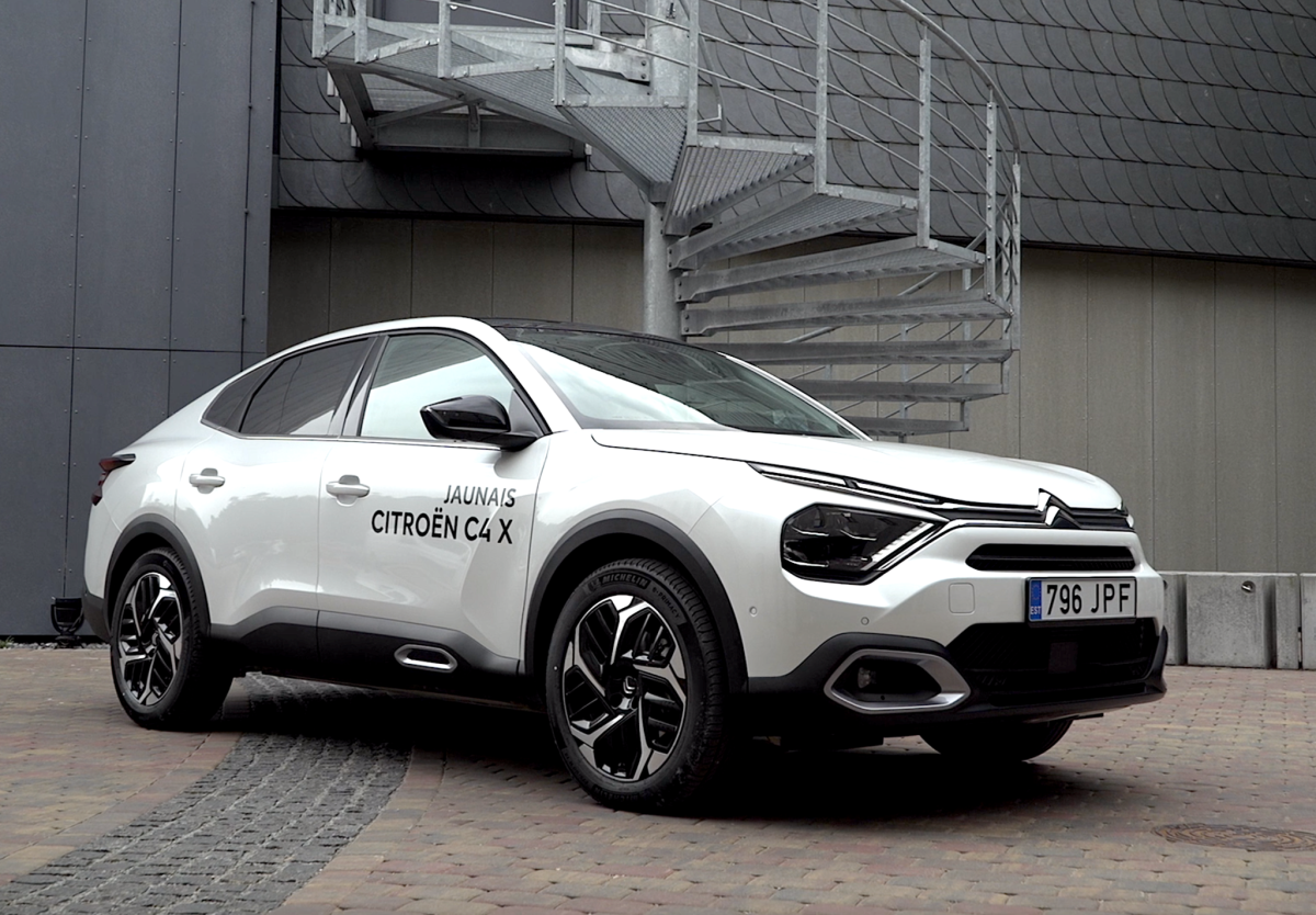 “New Citroen C4X: The French Crossover | Expert Review by DBS Autoskola”