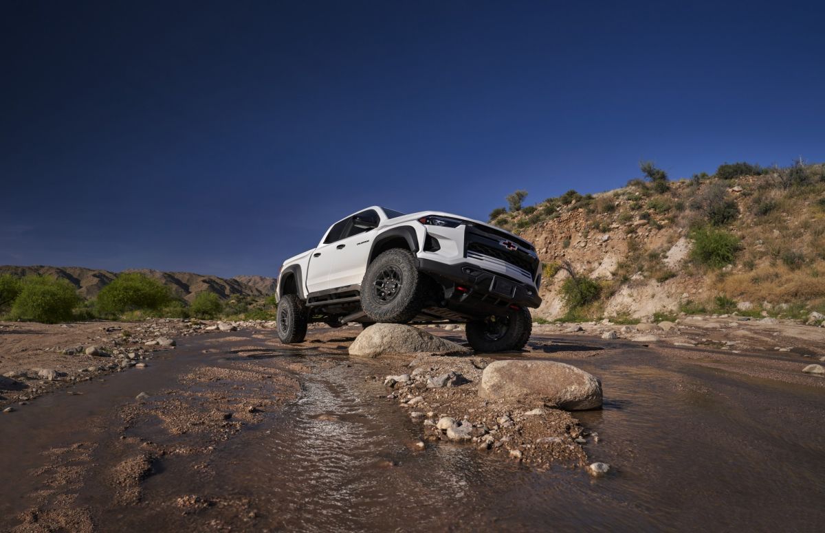 Chevrolet présente le modèle tout-terrain le plus extrême du pick-up Colorado ZR2 Bison (+ PHOTO)
