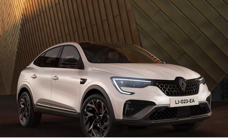 Renault har modernisert Arkana crossover (+ FOTO)