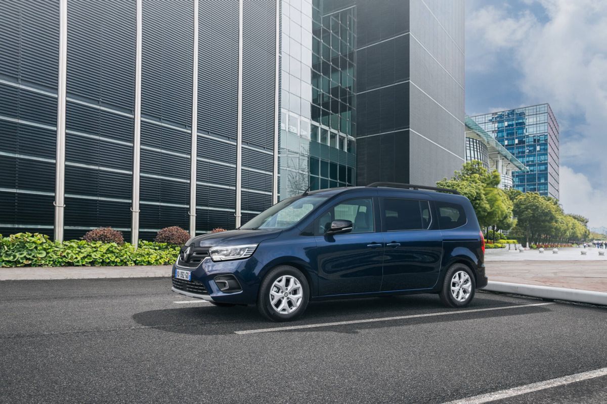 The New Grand Kangoo: Spacious Convertible Seats and Innovative Features – 2021 Renault Kangoo