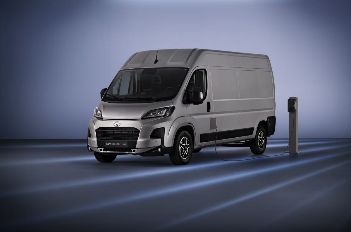 The Toyota Professional range is complemented by the new Toyota Proace Max