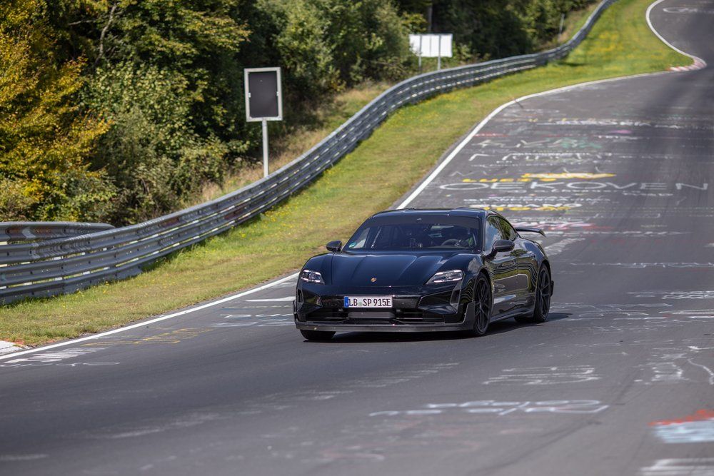 Porsche Taycan Electric High-Performance Model Beats Tesla Model S Plaid at Nurburgring