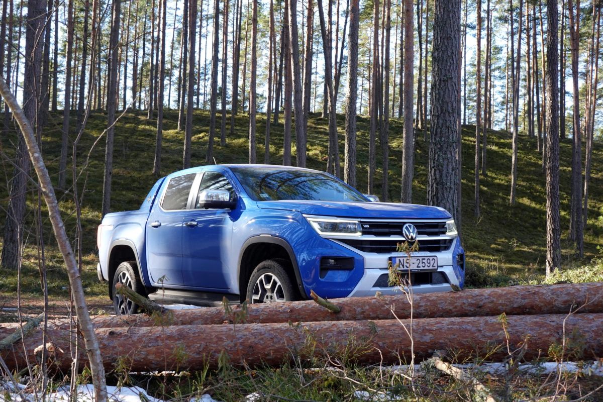 New Volkswagen Amarok 2022 Review: Price, Performance, and Features