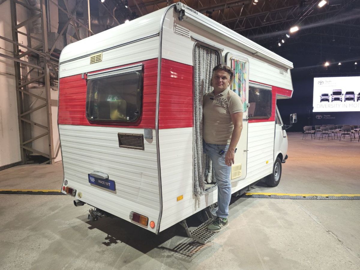 1977 年型トヨタ ハイエースのキャンピングカー – ツィフカの人々はリラックスする方法をすでに知っていた (+ ビデオ)