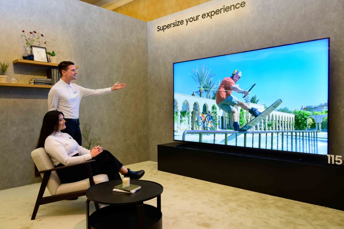 サムスン、世界展示会でテレビ画面の未来を垣間見る