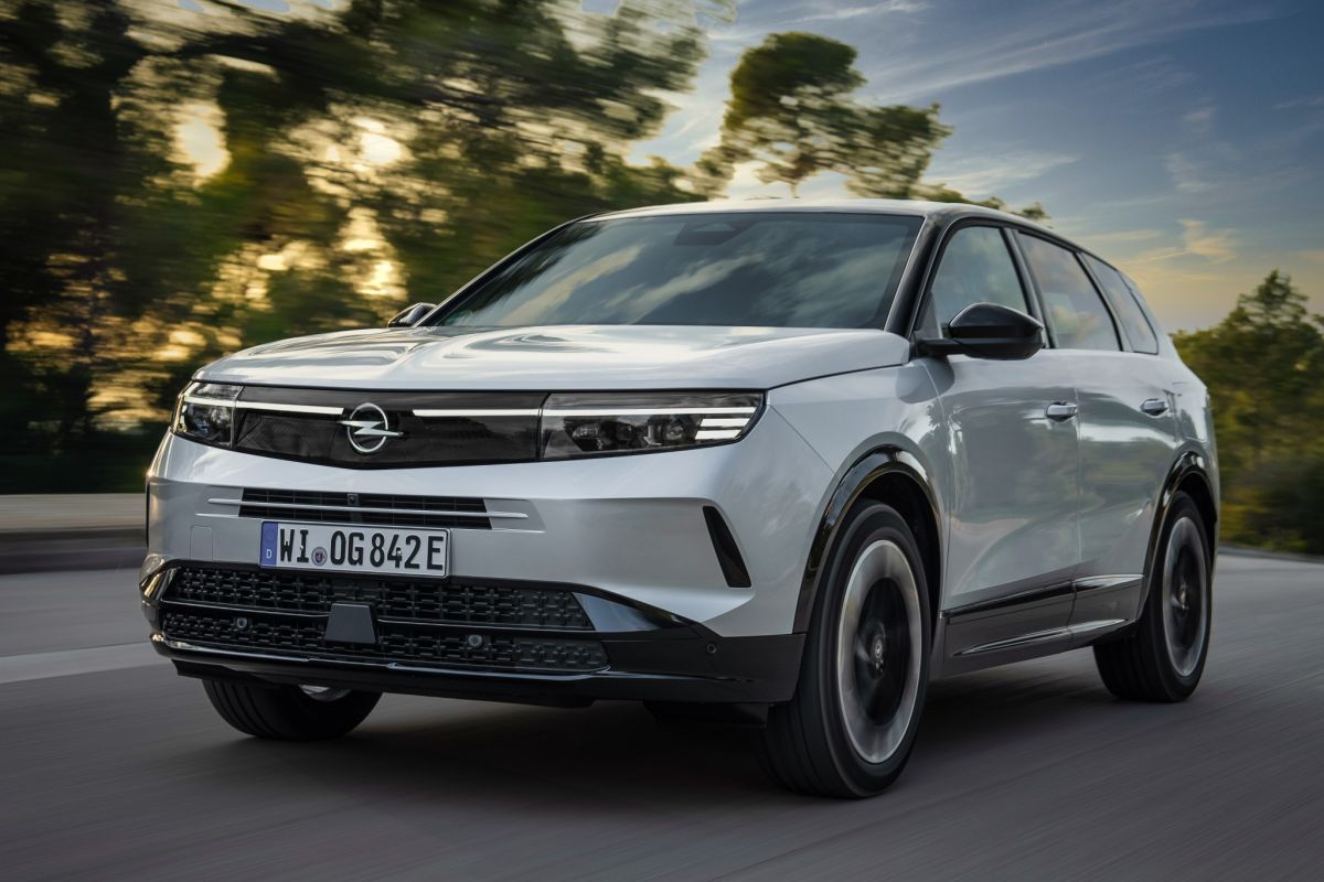 Opel Grandland Plug-in Hybrid Sets New Range Record - News Directory 3