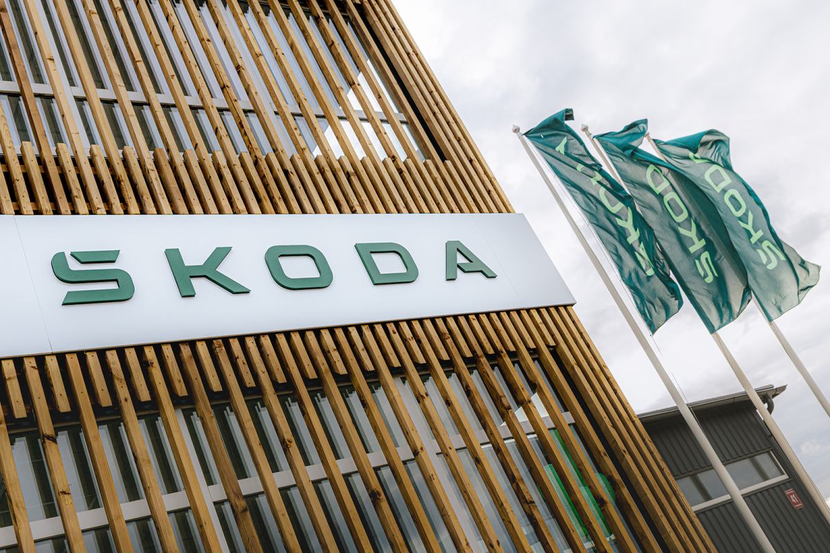 Jelgavaの新しいškodaディーラー-Absolut AutoMitau