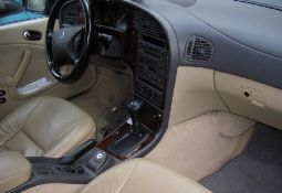 Uz saab 9-5 skatiijos jau ilgu laiku bet vienmer kaut kaa nesanaaca iepirkt. Baidiija daargas dalas un remonti. Bet nu beigaas izdomaaju taa: ka viss jau drosi vien kaa ar jebkuru masiinu buus atkarii