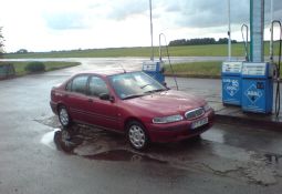 Paņēmu šo autiņu palietoy kamēr paša auto dzīvo servisā. Tātad Rover 416, 1,6 benzīna motorītis ar 82 kW jaudu (diez cik tas ir ZS?), ~ 225 000 km nobraukumu (izskatās beidzot reāli cipari) ekstru lai