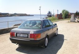 Ekstras !:) Centrālā atslēga Lūka No iekšpuses regulējami spoguļi 5 pakāpju ātrumkārba Halogēni Kad nopirku uz spidometra bija 169 000 km. Šobrīd 269 000 km. Pa Latvijas ceļiem 100 000 km. Kas ielikts