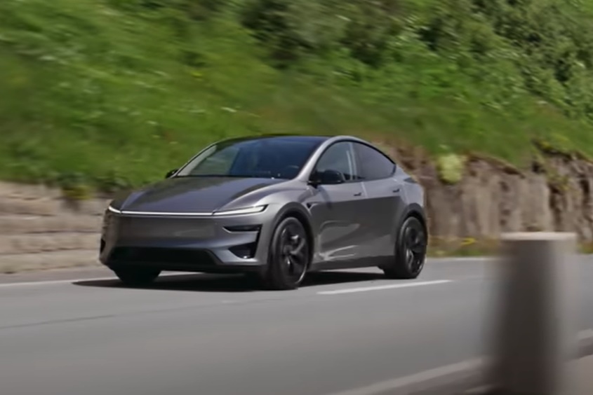 Tesla Model Y Performance: 0-100 km/h in 3.5 Seconds Tesla Model Y Performance: 0-100 km/h in 3.5 Seconds