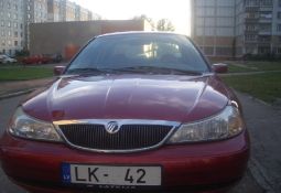 Auto ir gādāts no ASV. Gādāju es viņu pats un sāku darīt tieši vienu gadu atpakaļ! Par laimi uz Latviju viņš atnāca mazliet pirms 1.maija (ilgi nāca), līdz ar to nebija jāmaksā ievedmuitas, bet tik un