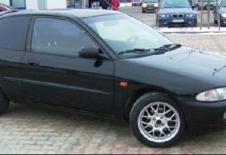 AUTO POZITĪVĀS ĪPAŠĪBAS + Jaudīgs, izturīgs un dinamisks dzinējs; + Laba dinamika ar 5 pārnesumu apdzenot; + Labas tuvās/tālās gaismas + Stingra un stabila ritošā daļa; + Patīkama stūres pastiprinātāj